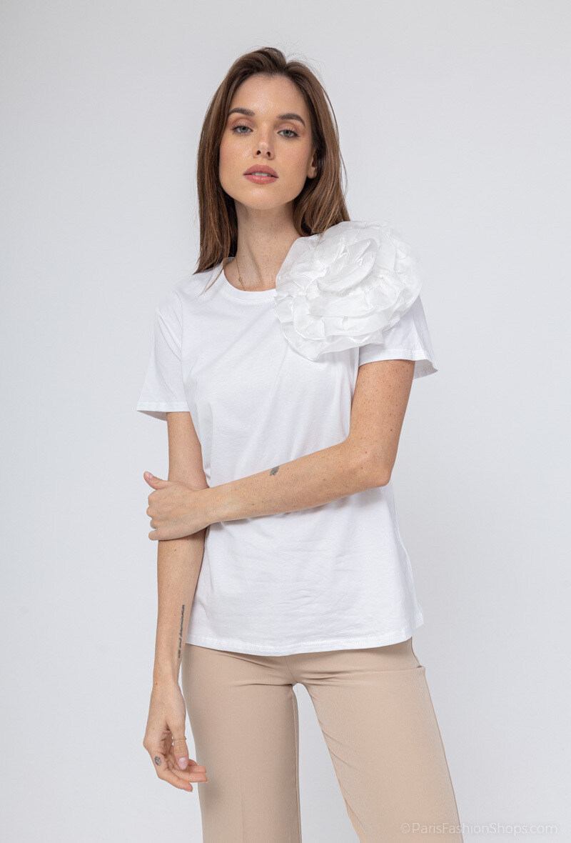 Grossiste Jolio & Co - T-shirt grande fleur