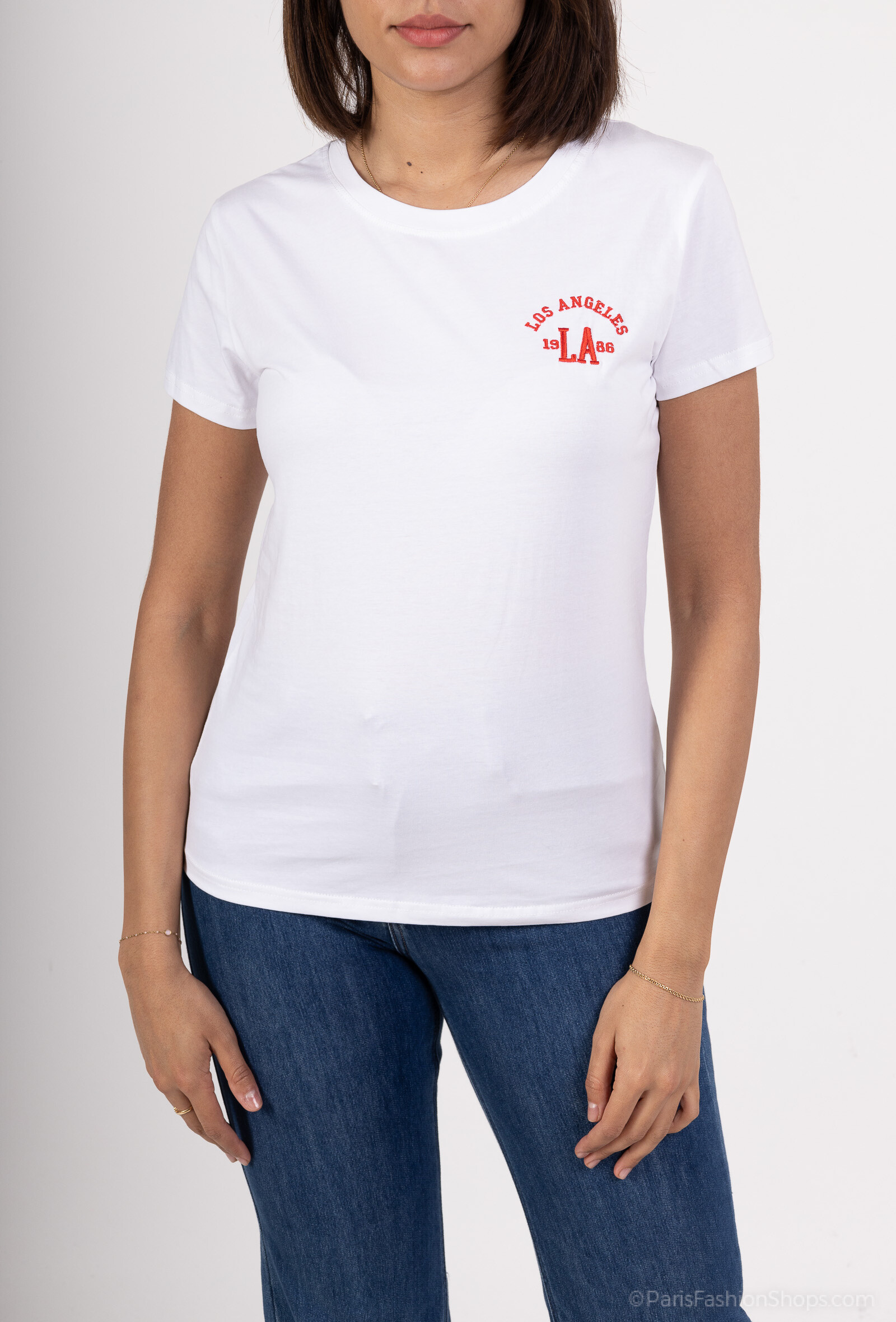 Wholesaler Jolio & Co - "La" embroidered t-shirt