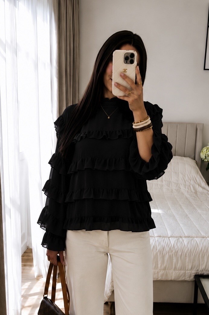 Grossista Jolio & Co - Blusa a maniche lunghe con frange