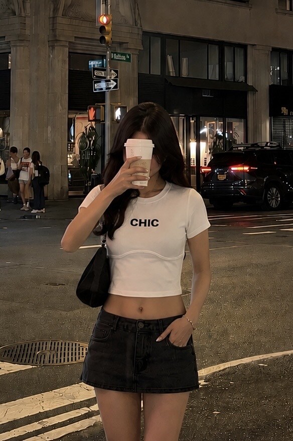 Grossista Jolio & Co - T-shirt stampata chic