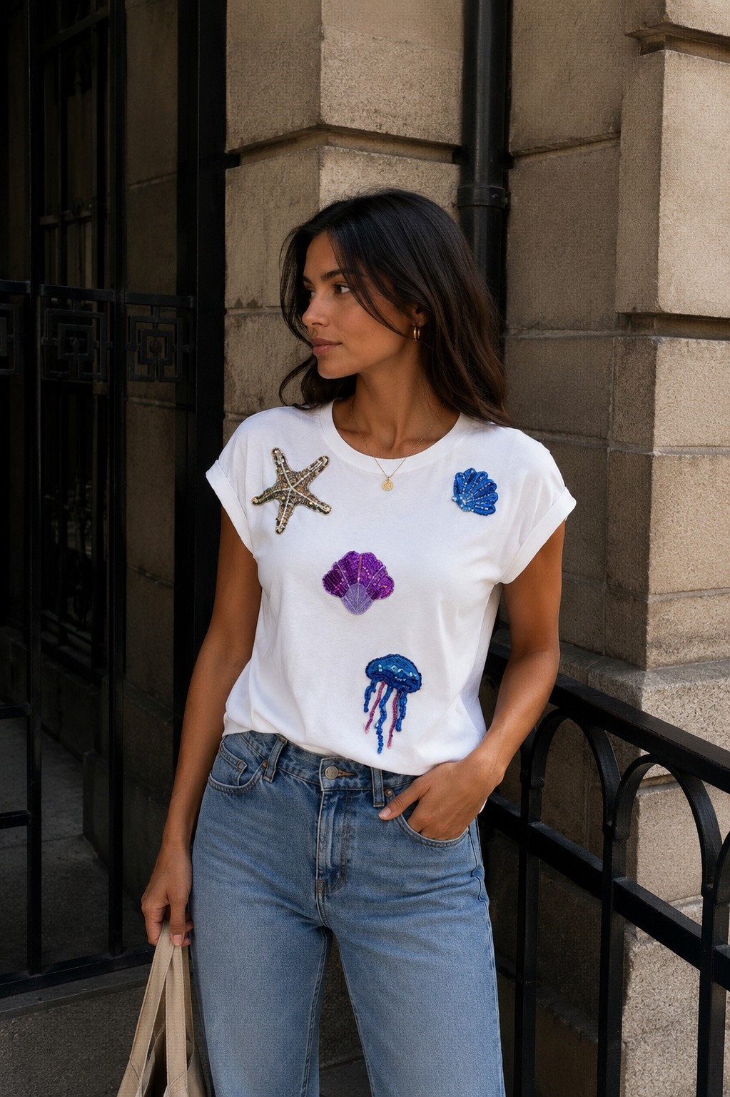 Grossiste Jolio & Co - T-shirt à coquillages