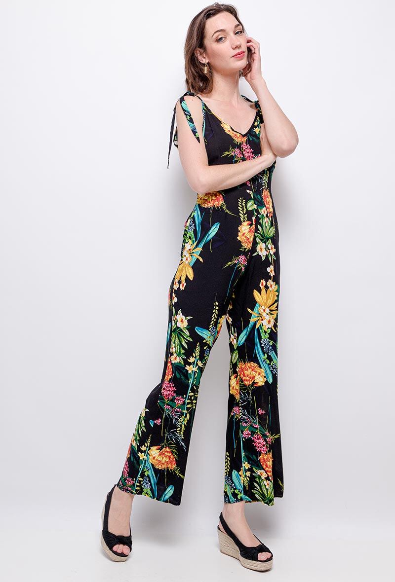 Wholesaler Jöwell - Floral jumpsuit