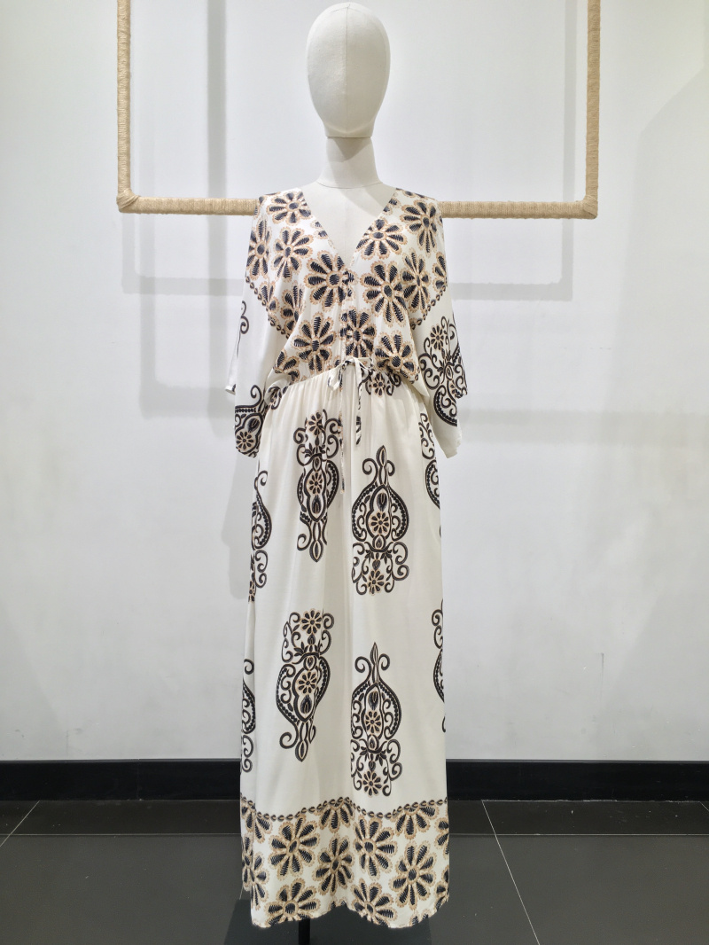 Wholesaler Jöwell - Paisley printed dress with open back