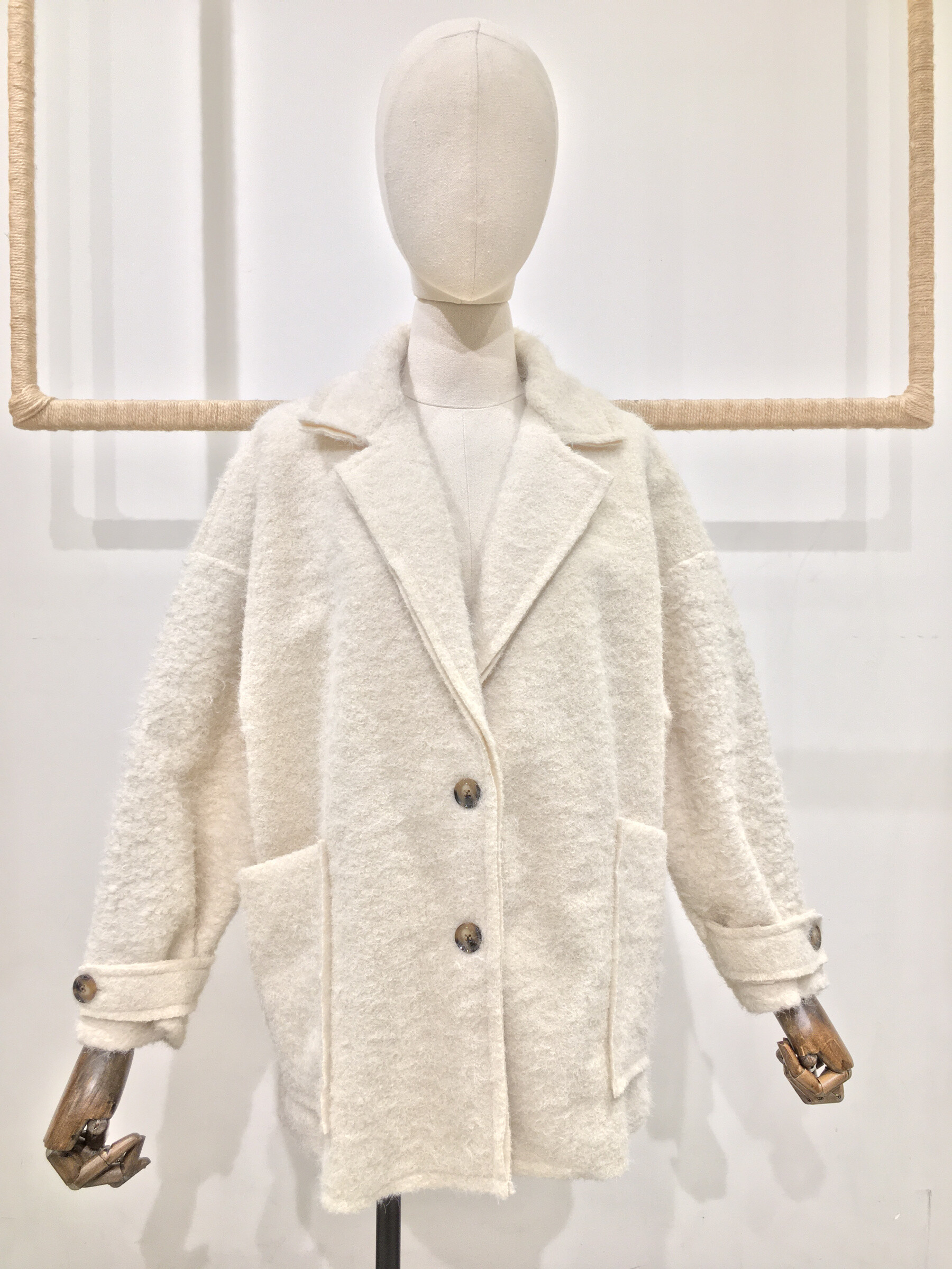 Jowell Paris Fashion Shops