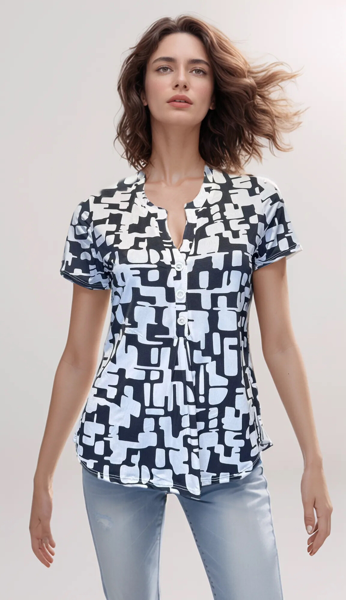 Grossista Joy's - Blusa elastica con stampa