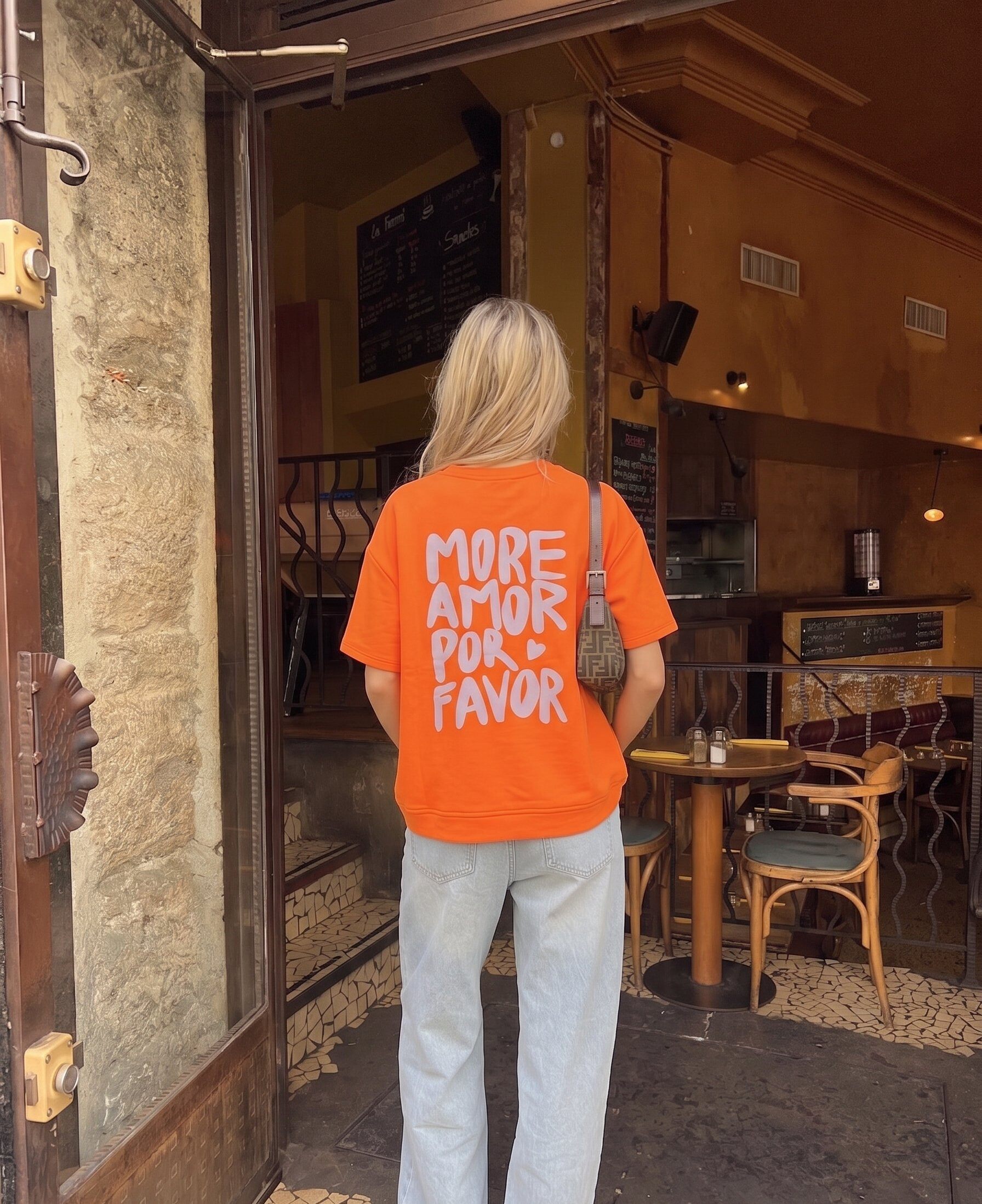 Grossiste JOYNA - TSHIRT MORE AMOR POR FAVOR FLUO