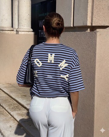 Mayorista JOYNA - CAMISETA A RAYAS BORDADA MOMMY VIBES