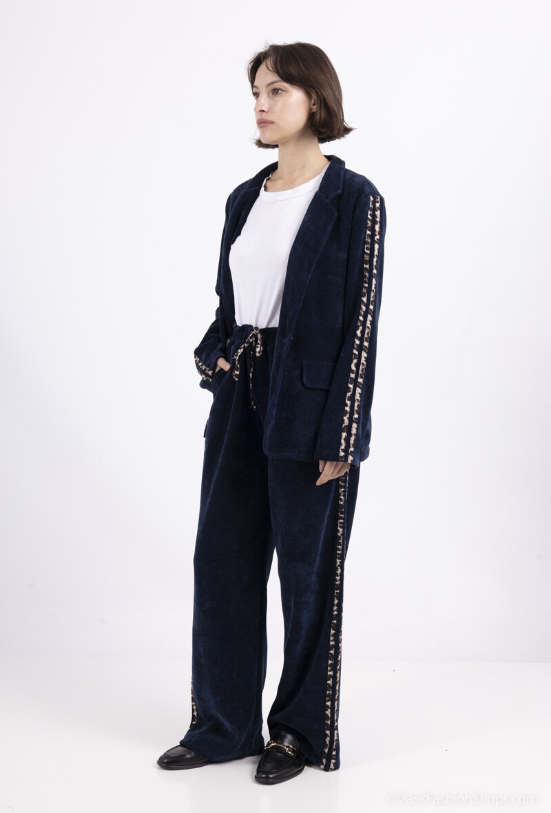 Wholesaler JOYNA - SOFT VELVET JACKET