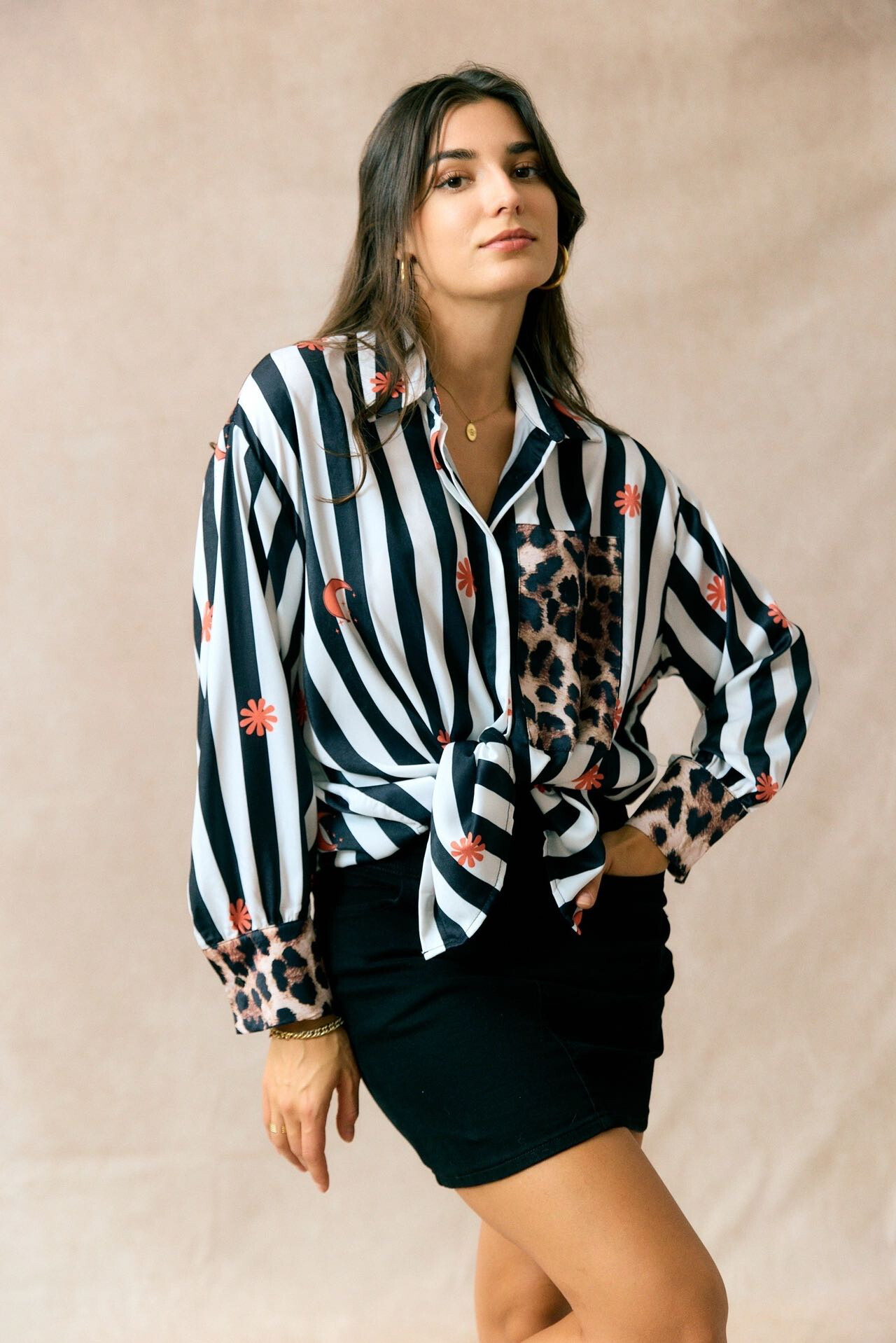 Grossiste JS Millenium - Chemise à rayures, imprimé léopard et motifs fleurs / lunes