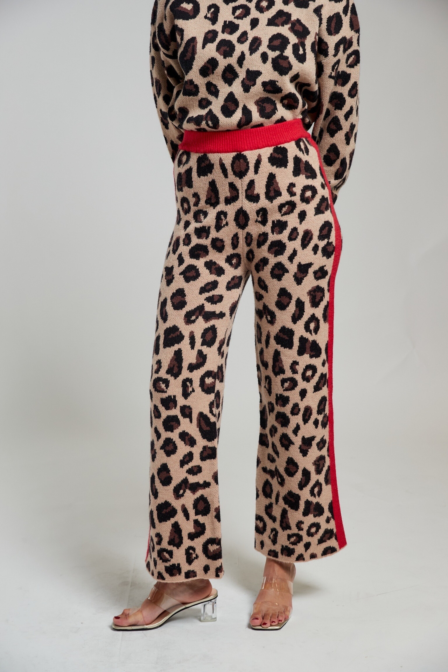 Wholesaler JS Millenium - Red detail leopard pants