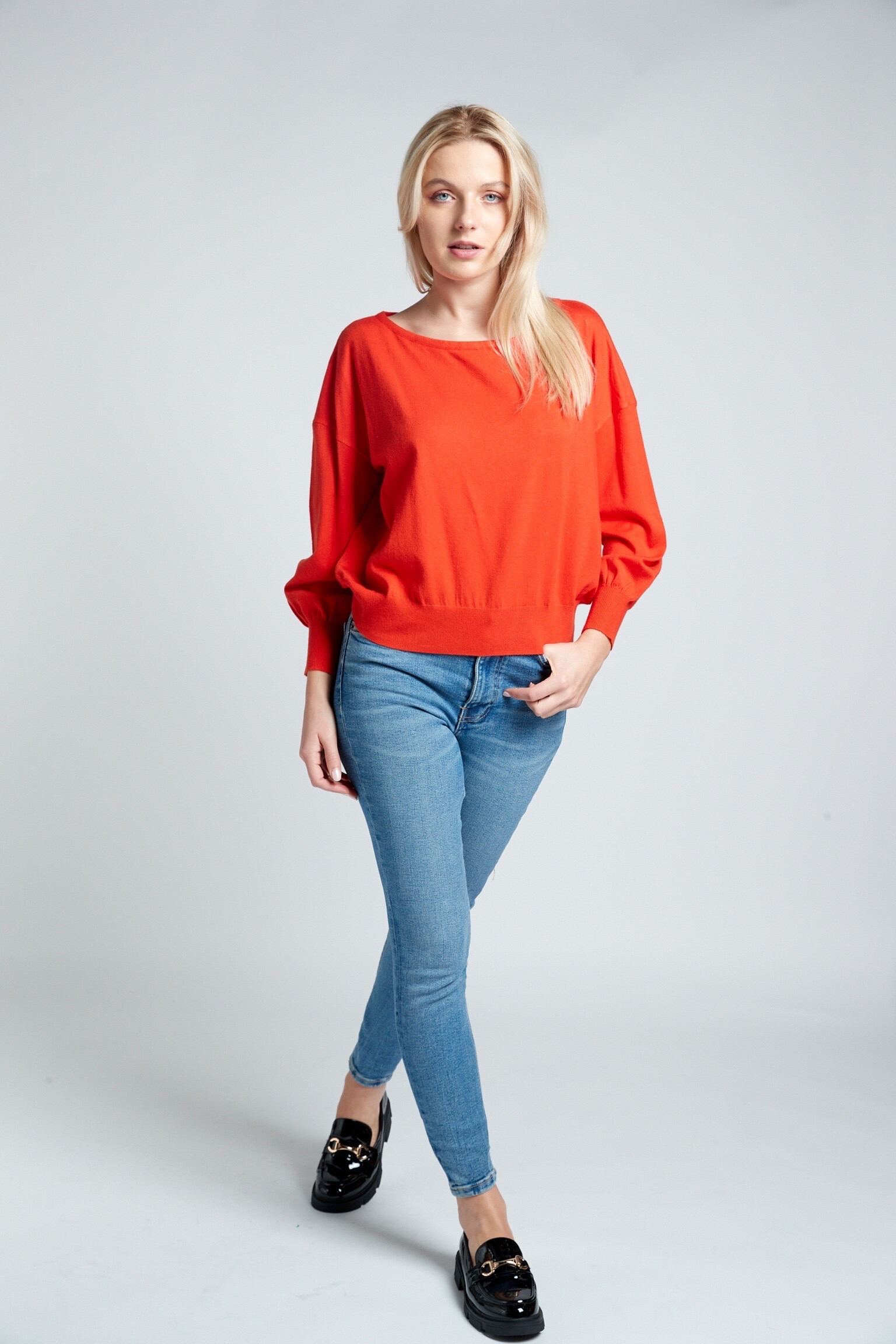 Wholesaler JS Millenium - Eco-responsible Loose V-Neck Top