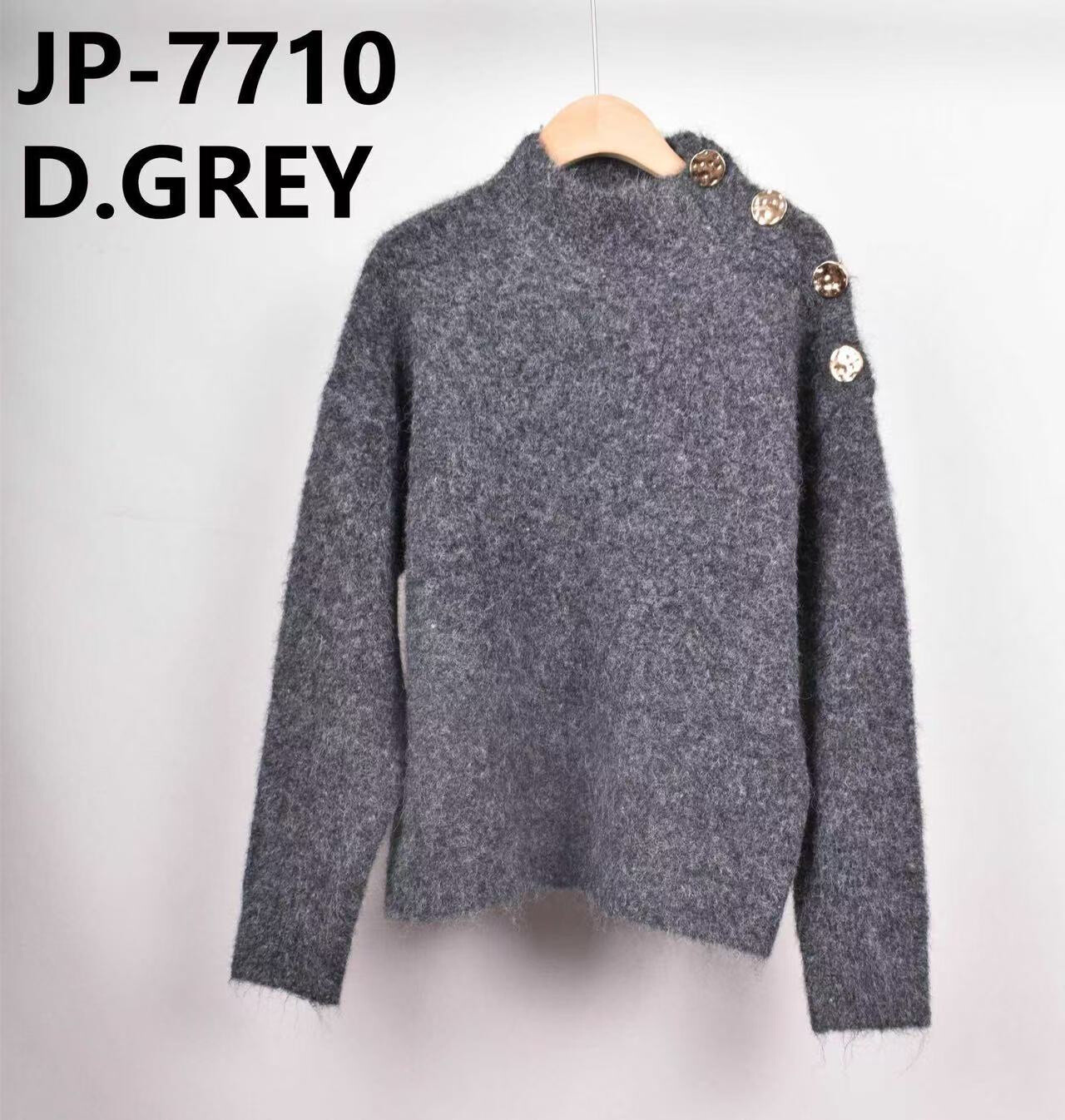 Wholesaler JS Millenium - Pull with large Palfa buttons Straight collar
