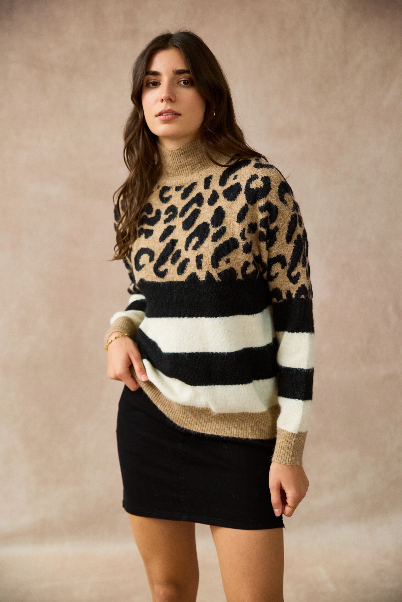 Wholesaler JS Millenium - Leopard sweater in mid-maninière