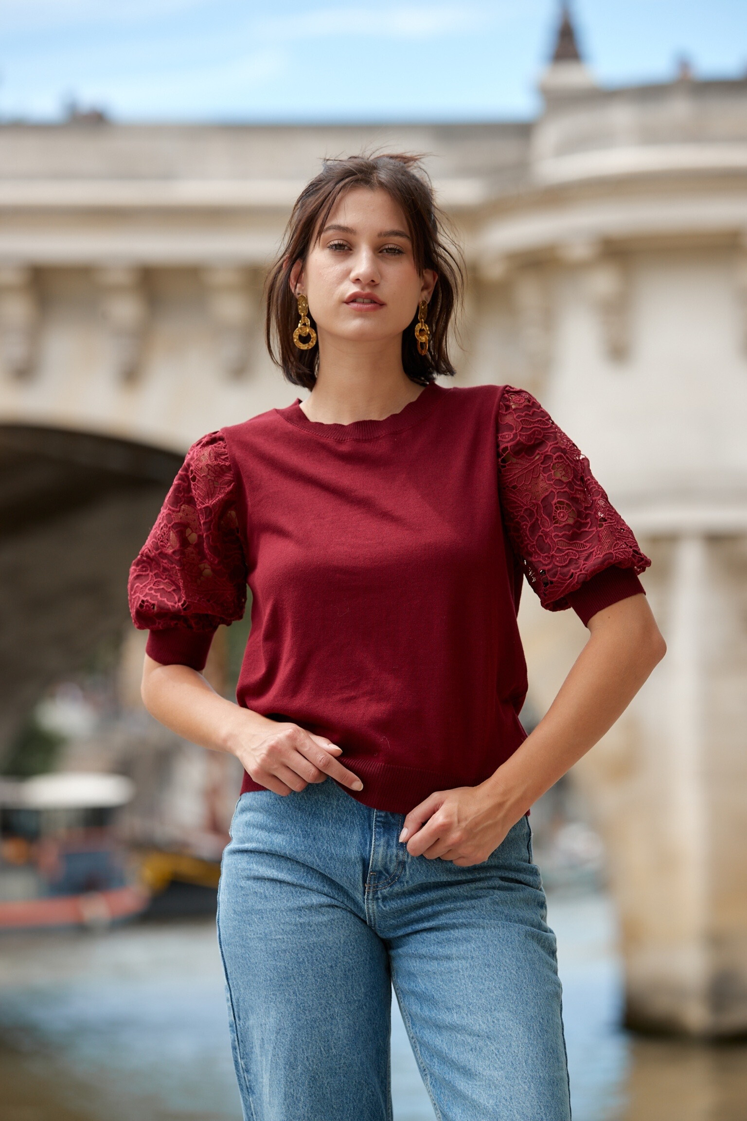 Wholesaler JS Millenium - Lace sleeve t-shirt