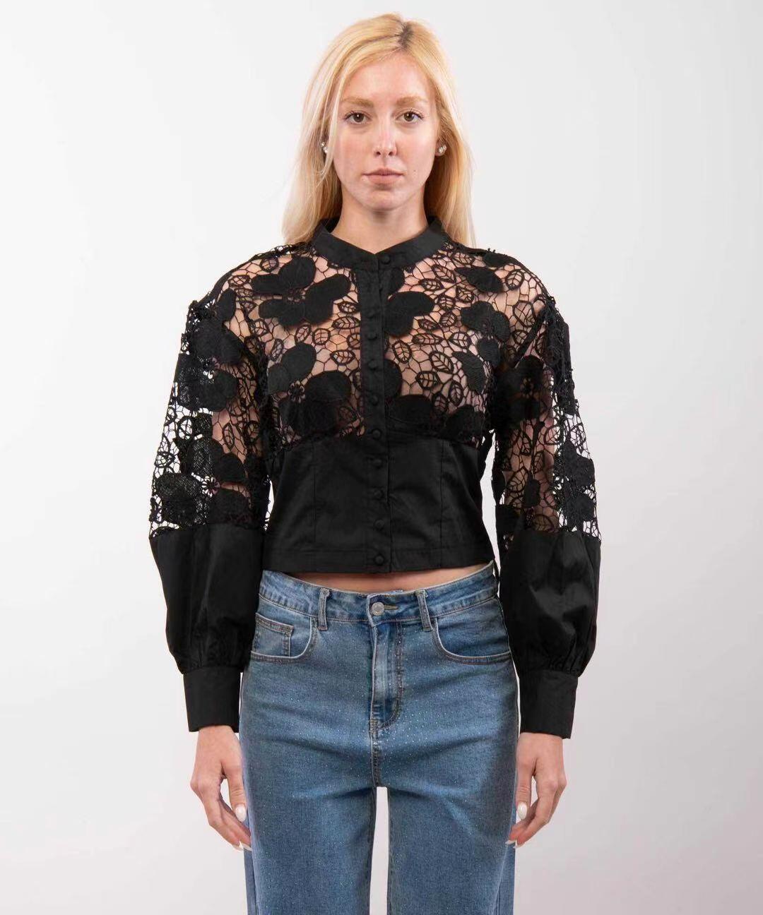 Wholesaler JULIA - Cut-out shirt