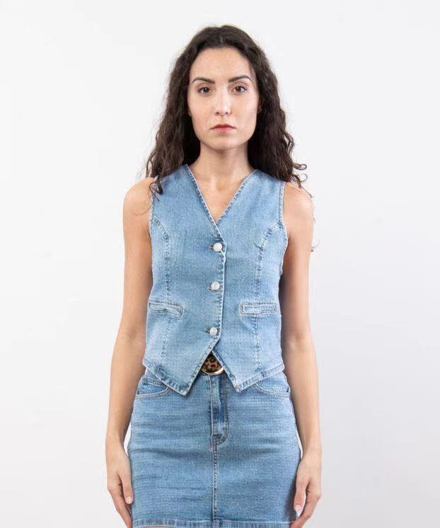 Wholesaler JULIA - Rhinestone vest