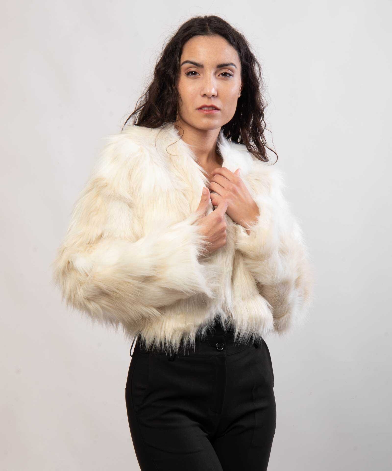 Wholesaler JULIA - Bianca Shaggy Faux Fur Cropped Jacket