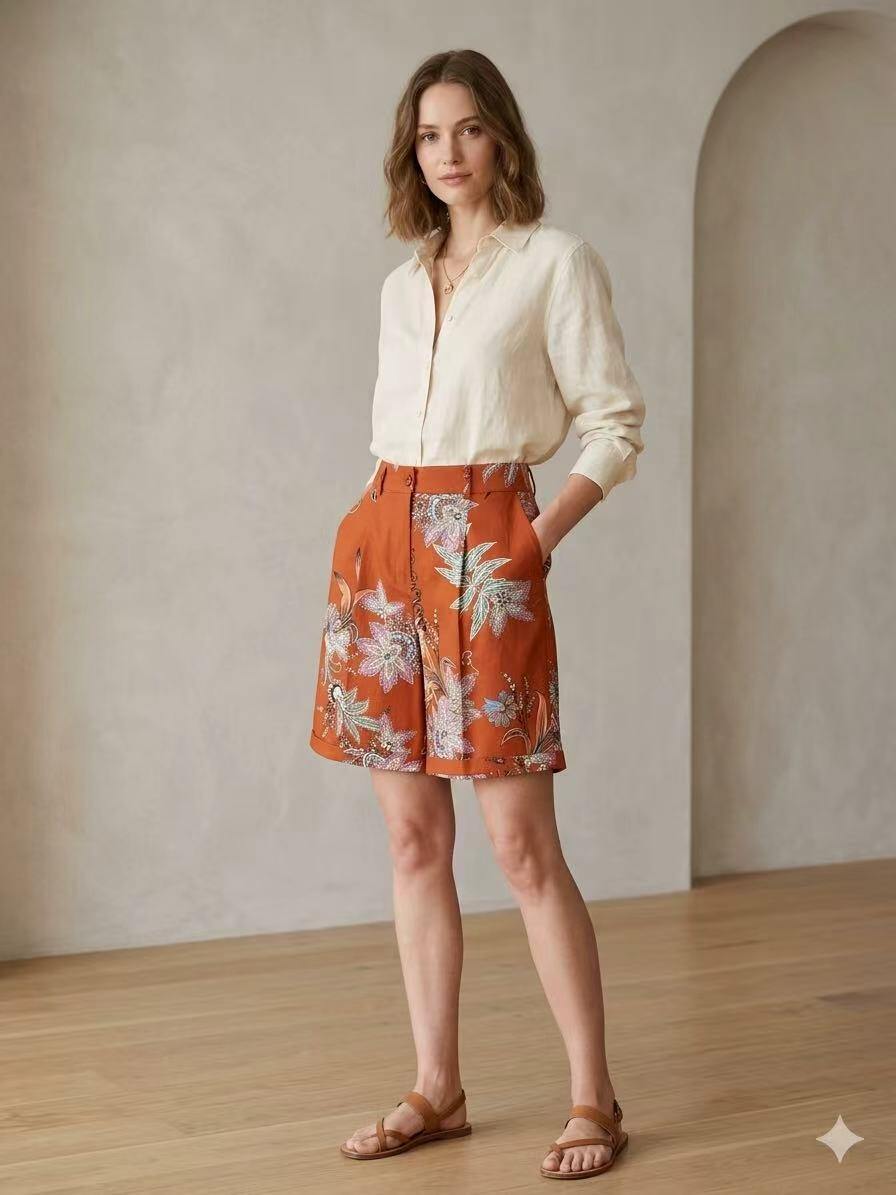 Wholesaler JULIA - Floral Print Tailored Bermuda Shorts