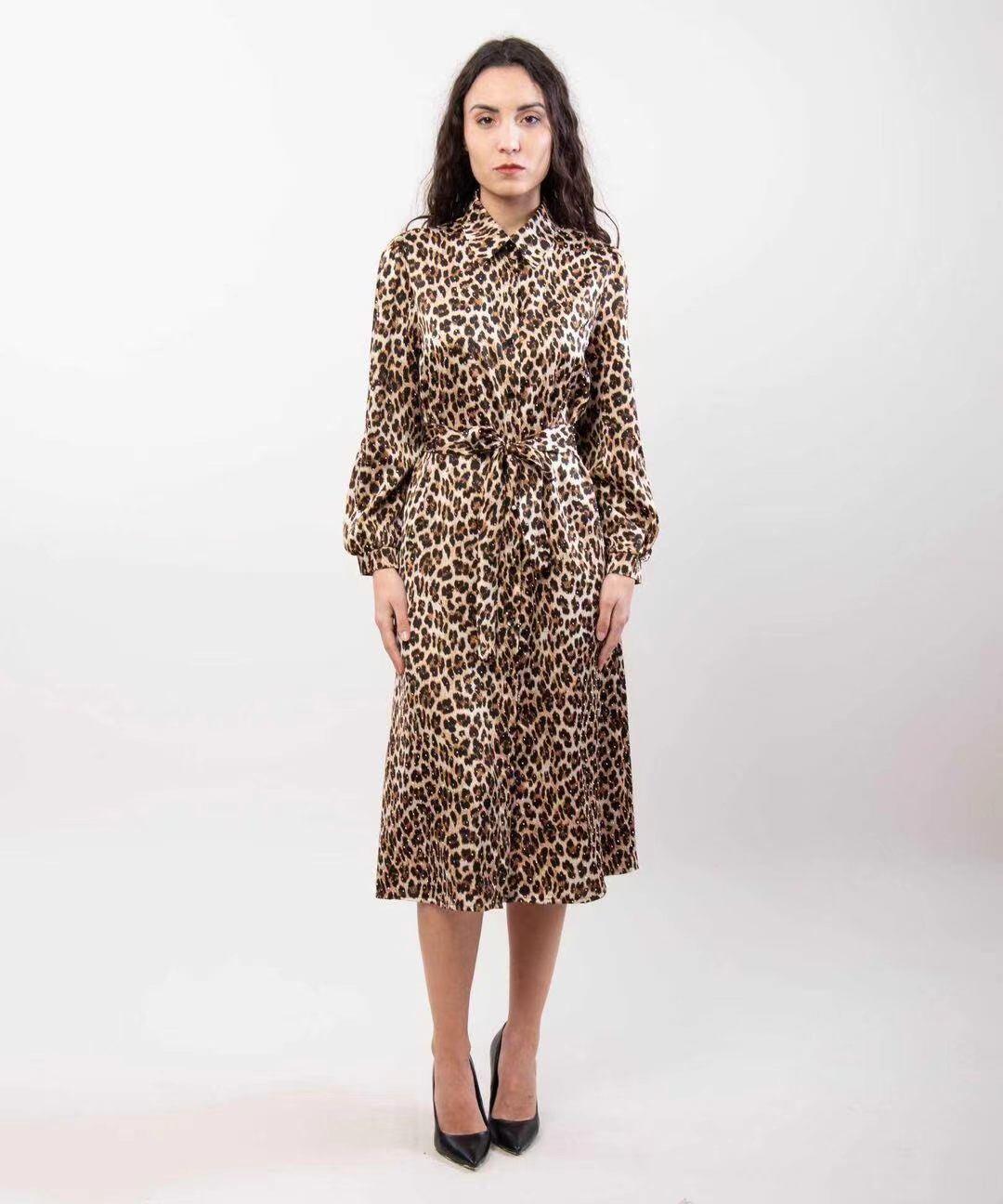 Wholesaler JULIA - Sculpted Pattern