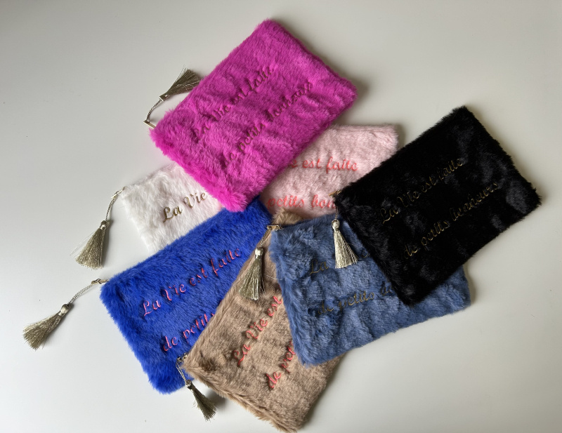 Wholesaler JULIET'S&CO - Fur pouches (pack of 10)