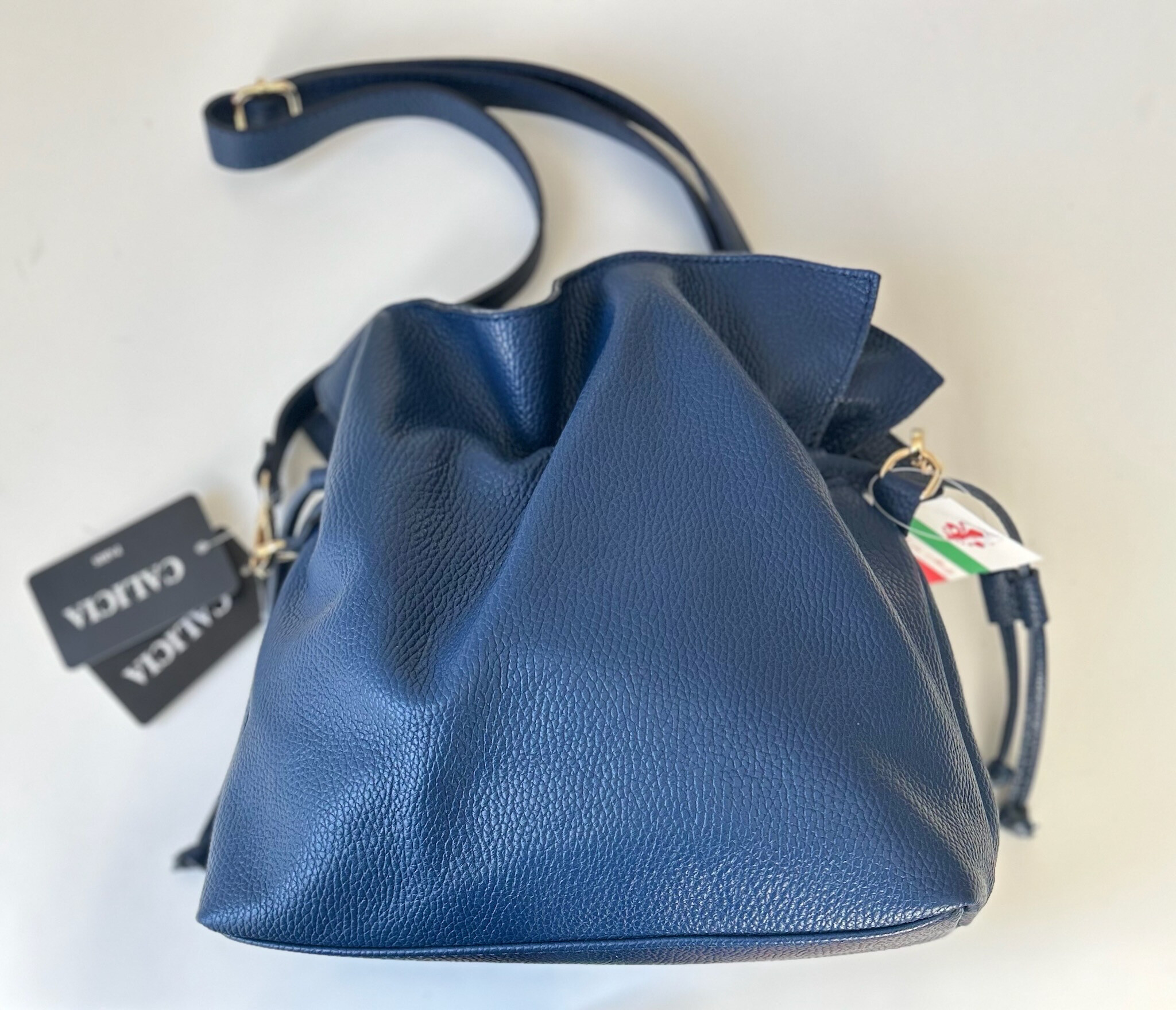 Wholesaler JULIET'S&CO - shoulder bag in grained cowhide leather