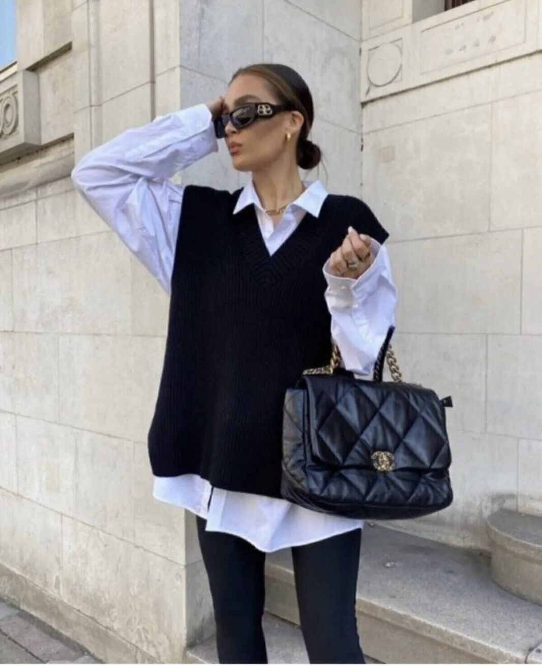 Grossista JUNE BOUTIQUE - Maglione senza maniche nero