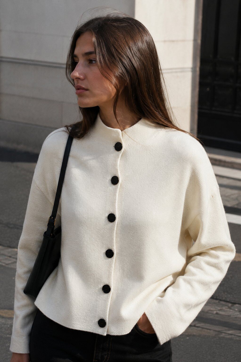 Wholesaler Justine&co Italy - Ivory Cardigan with Contrasting Buttons