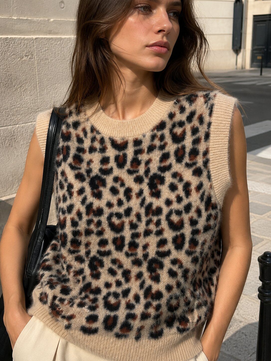 Wholesaler Justine&co Italy - Soft Touch Animal Print Knit Vest