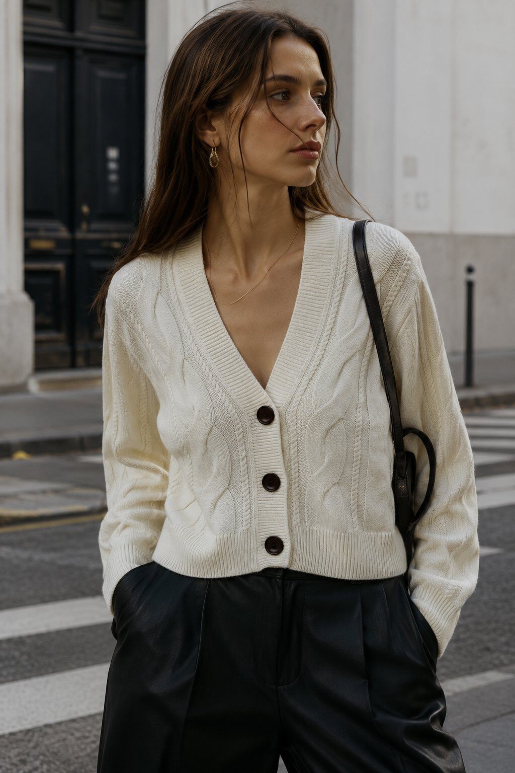 Grossiste Justine&co Italy - Cardigan Court en Maille Torsadée Premium