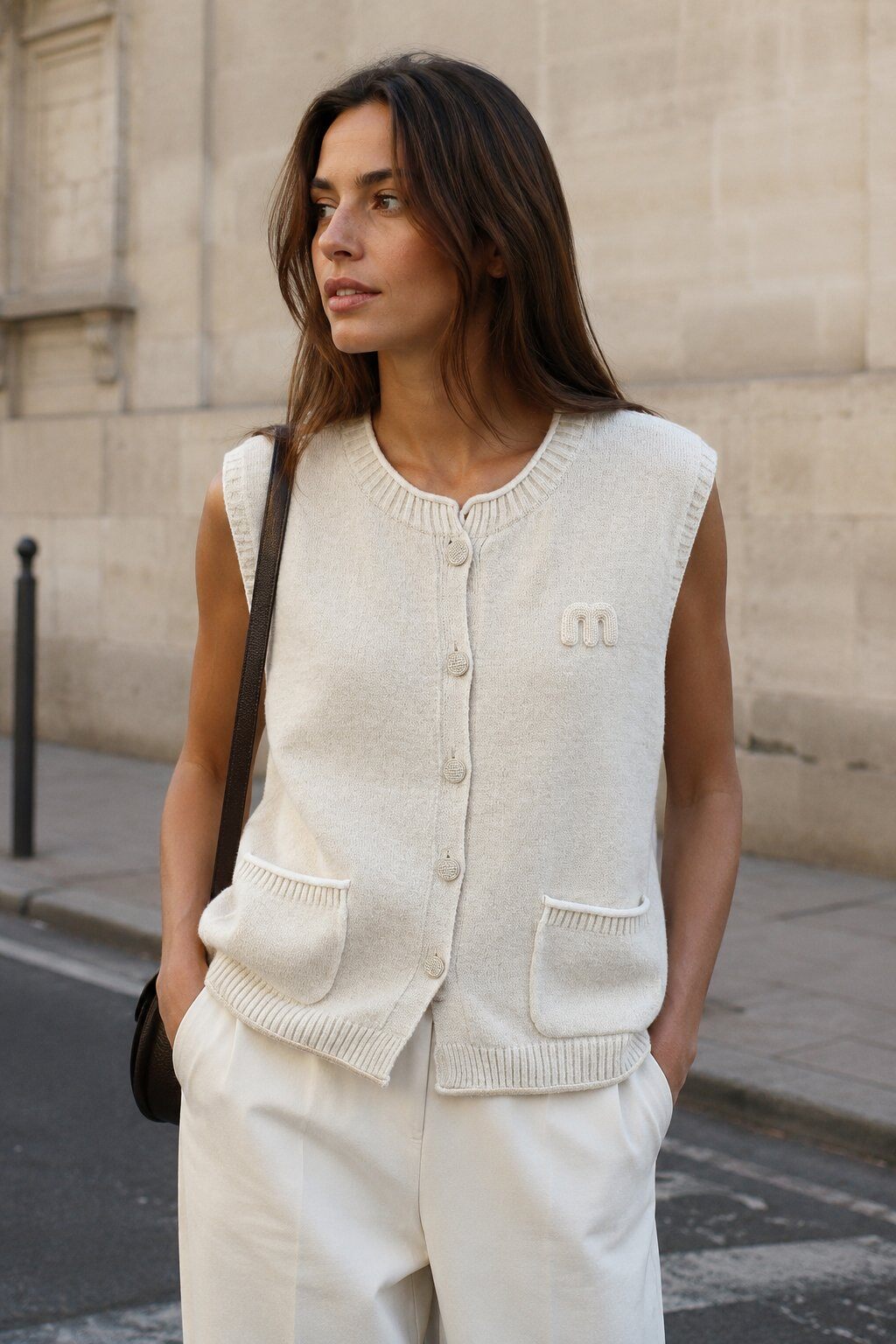 Wholesaler Justine&co Italy - Sleeveless Knit Vest with Pockets – Ecru