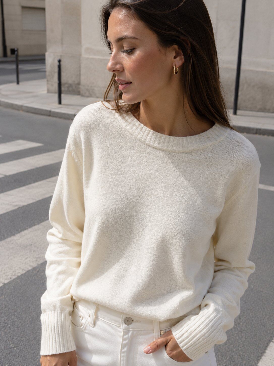 Grossiste Justine&co Italy - Pull Col Rond Essentiel en Maille Fine