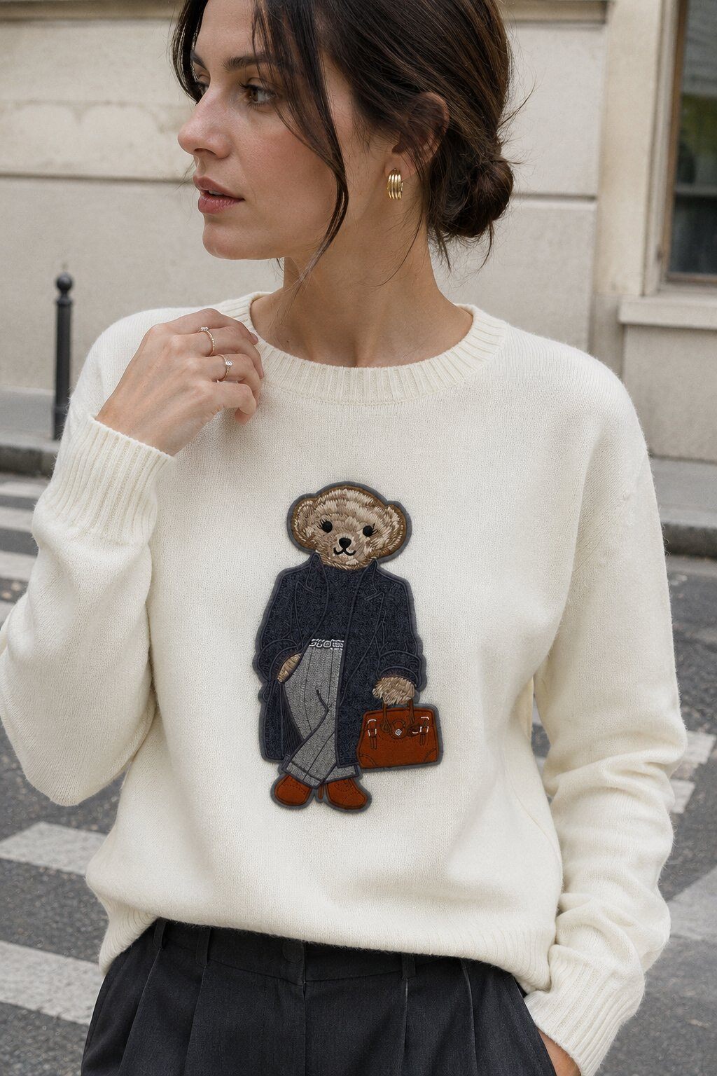 Wholesaler Justine&co Italy - Premium Knit Sweater with Chic Bear Pattern