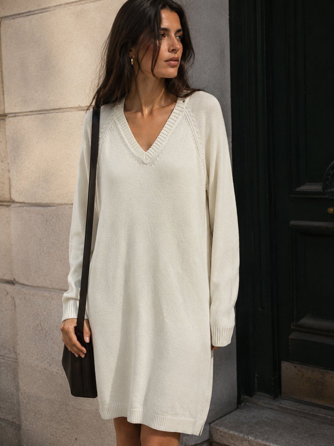 Wholesaler Justine&co Italy - Long Ivory V-Neck Sweater Dress Comfort Chic