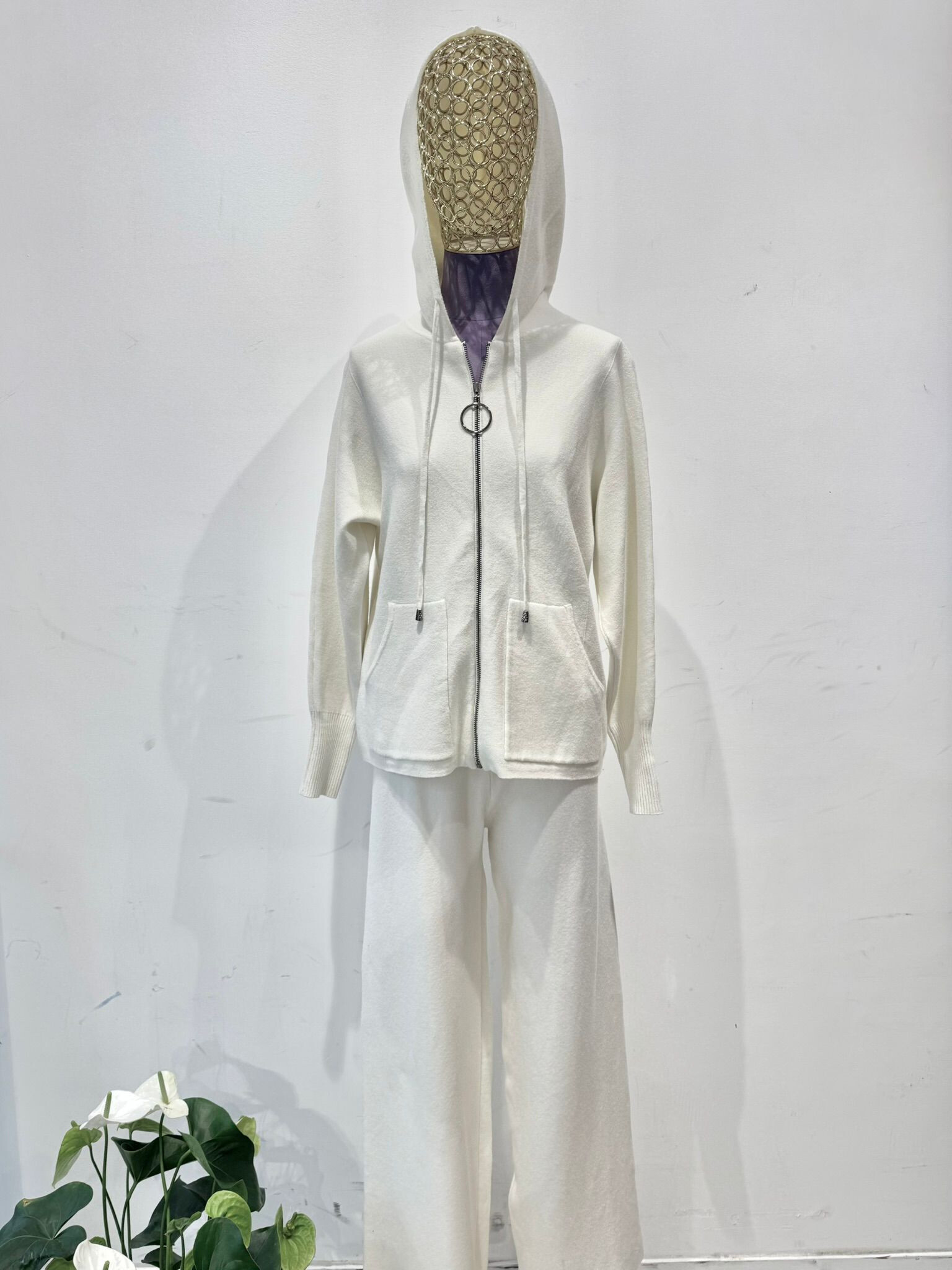Grossista Justine&co - Gilet casual con zip, cappuccio e tasche