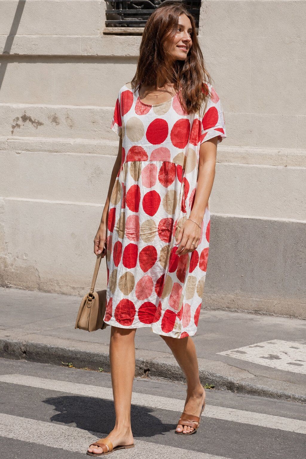 Mayorista Justine&co - Vestido largo de mangas cortas con estampado gráfico