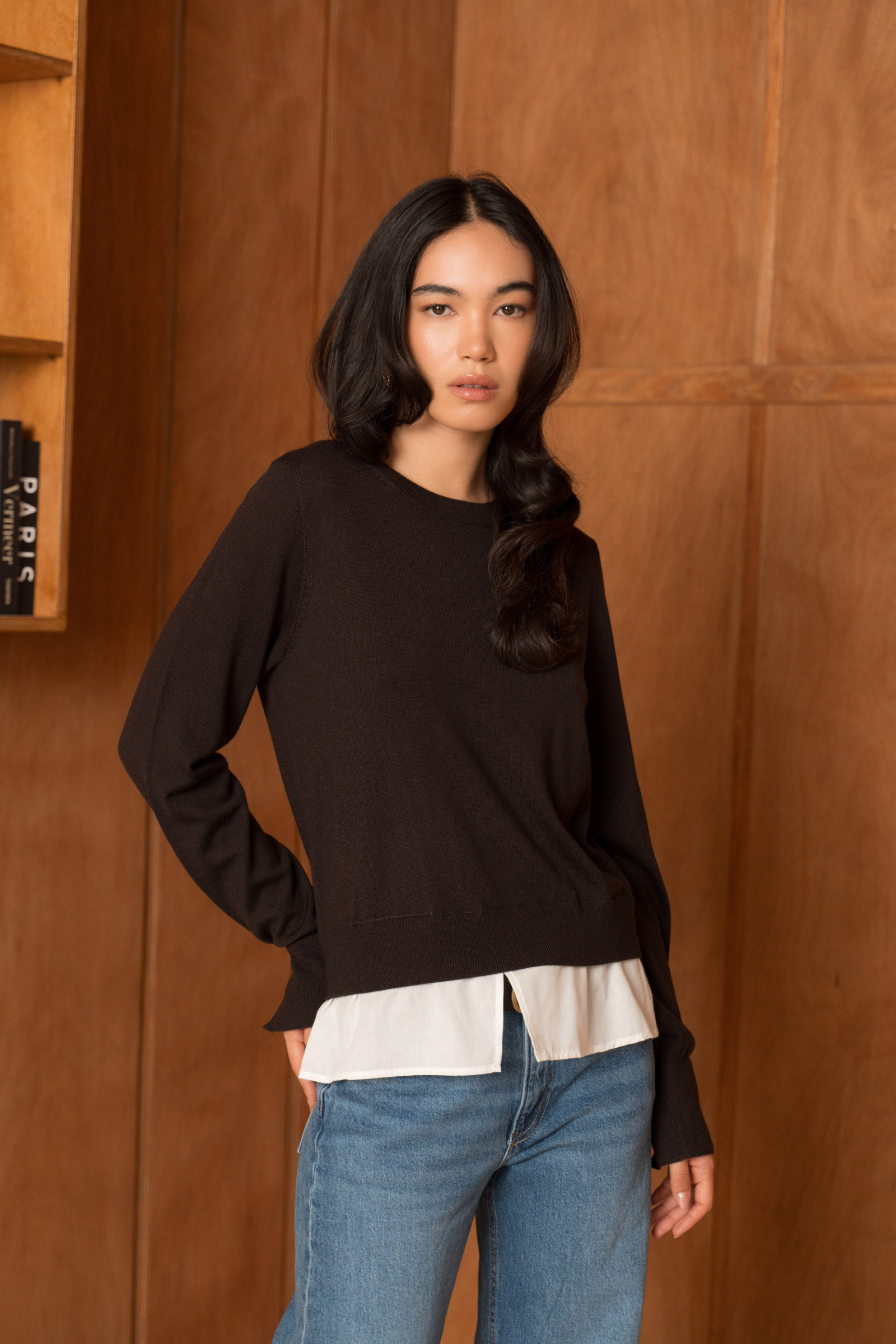 Wholesaler jw.atelier - 100% Merino wool sweater with trompe l'oeil round neck
