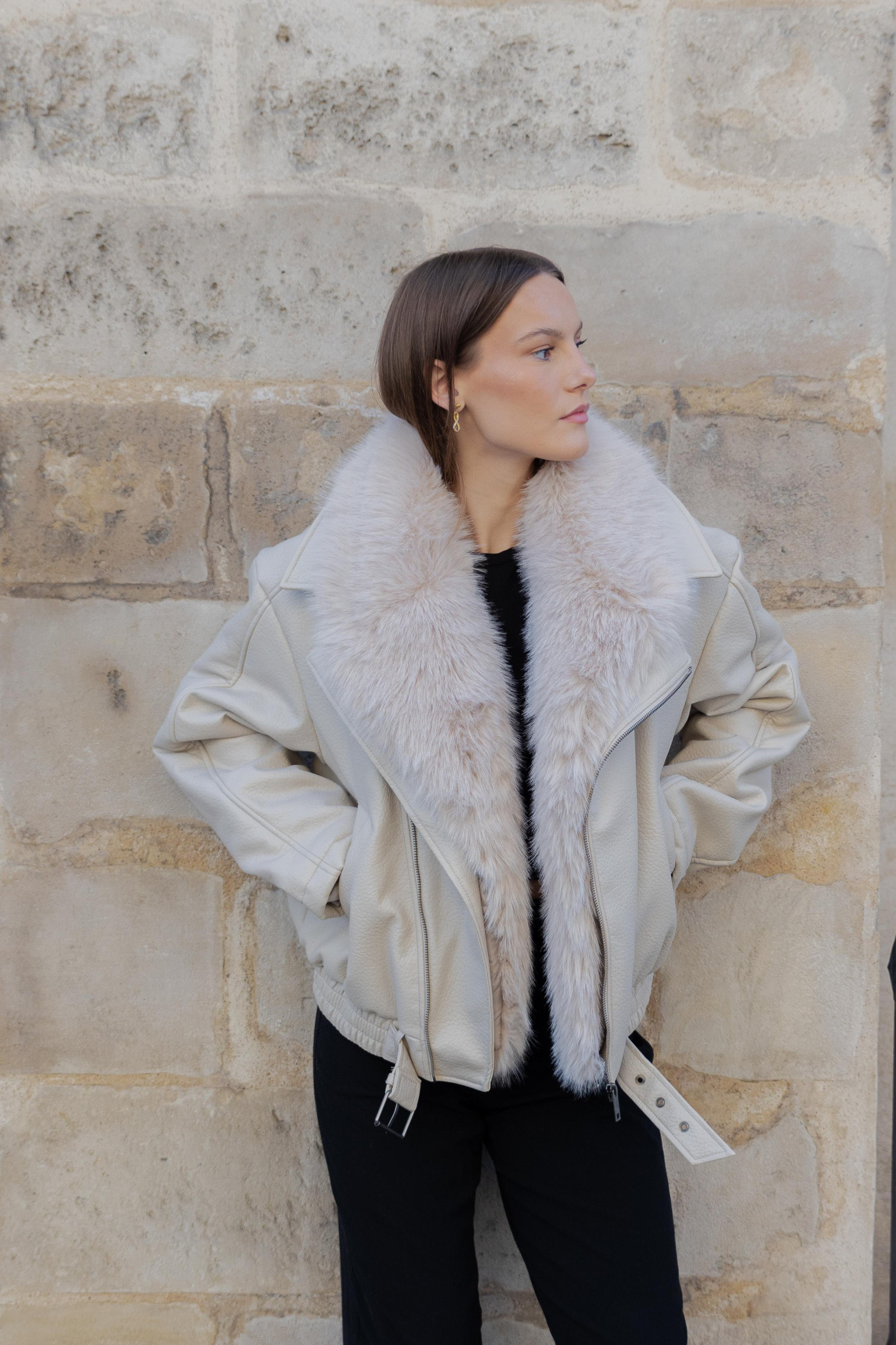 Großhändler K-ZELL Paris - Kunstlederjacke mit abnehmbarem Kunstfellkragen