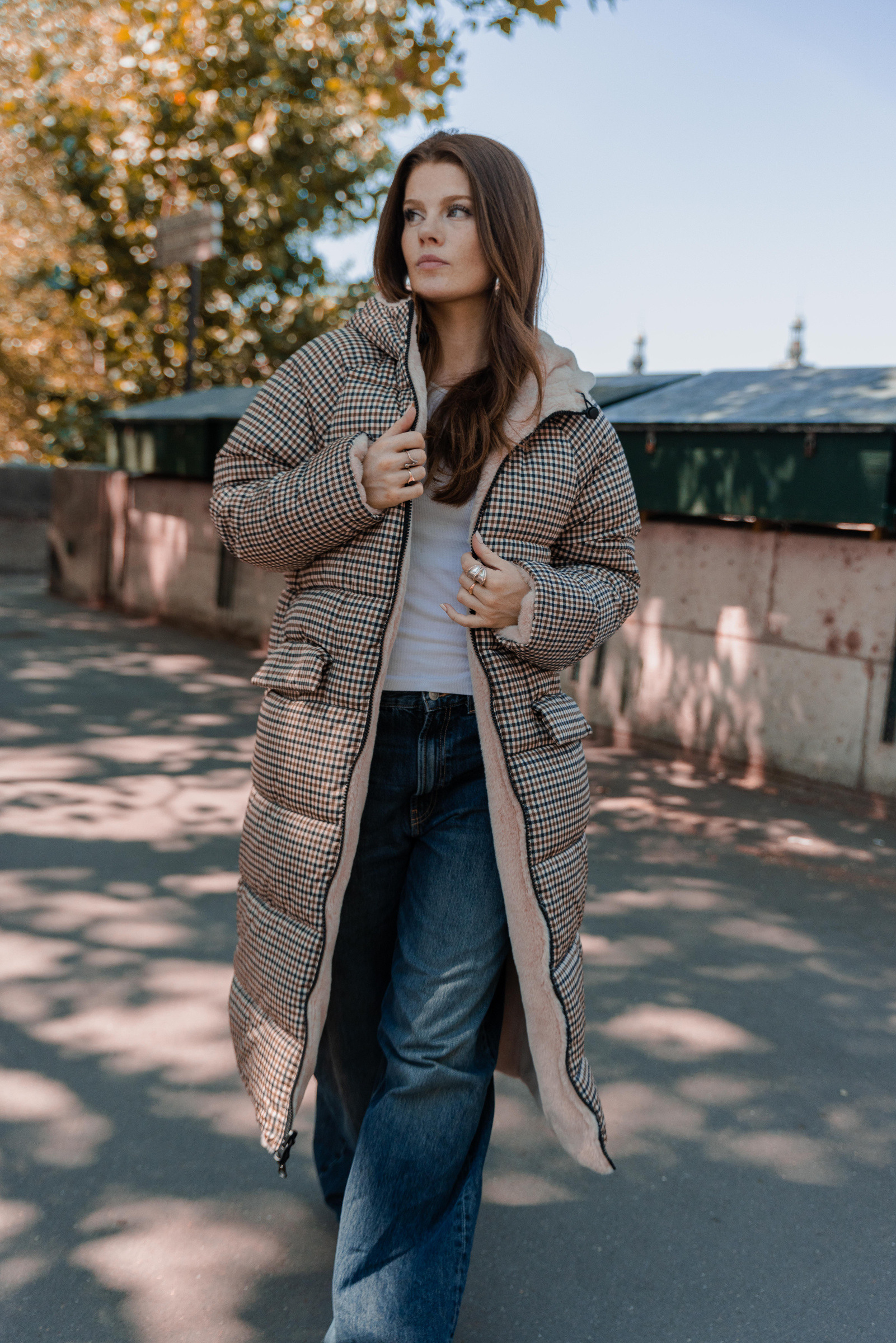 Großhändler K-ZELL Paris - Wendbare Steppjacke aus Kunstfell