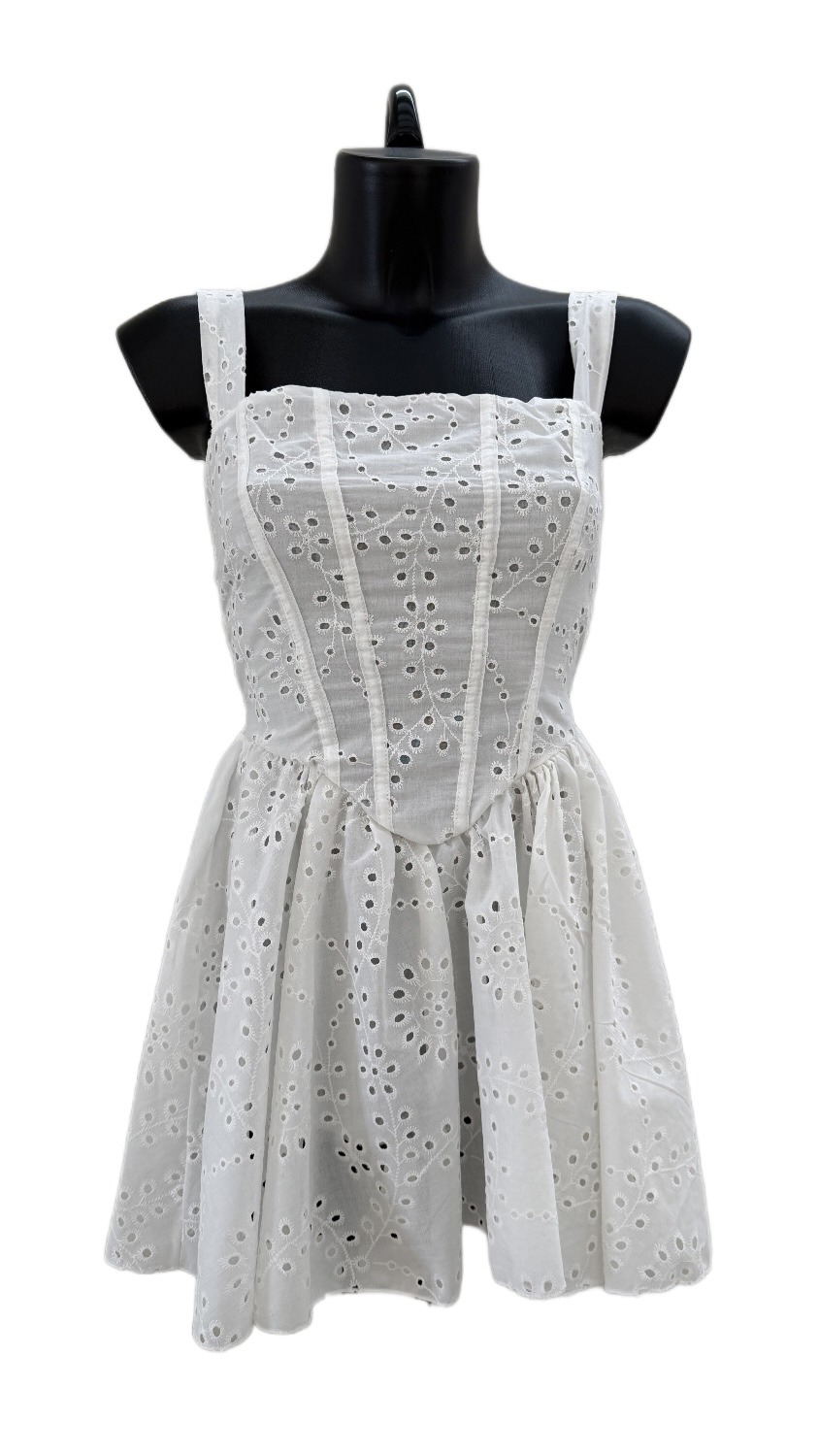 Großhändler K1 - Kurzes Lochstickerei-Kleid mit integrierter Shorts-Fütterung