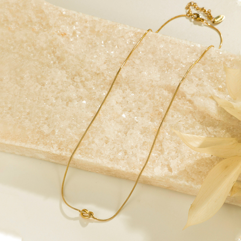 Wholesaler Kapyco - Stainless steel knot necklace
