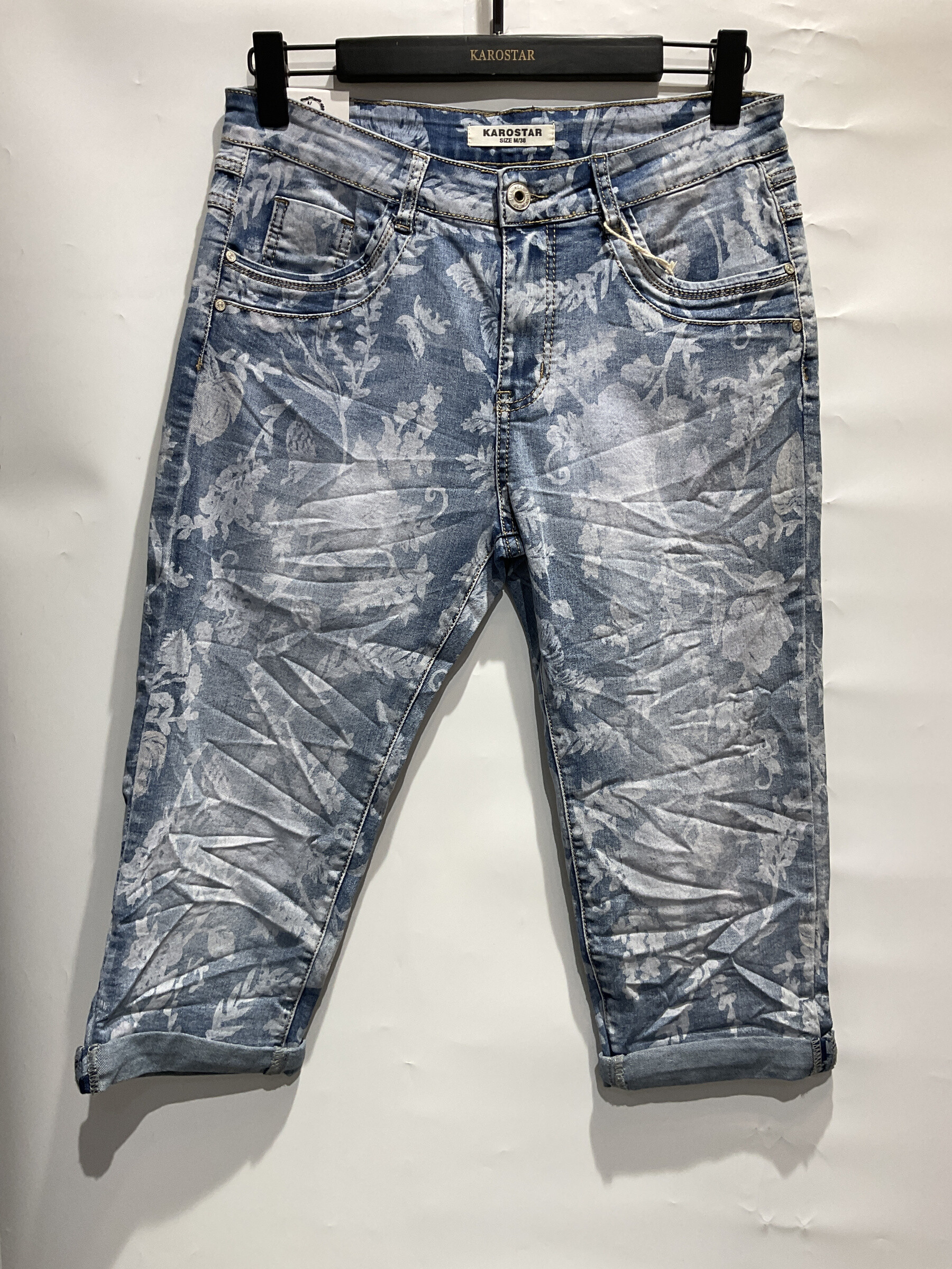 Grossiste Karostar - JEANS PANTACOURTS FORME BOYFRIEND