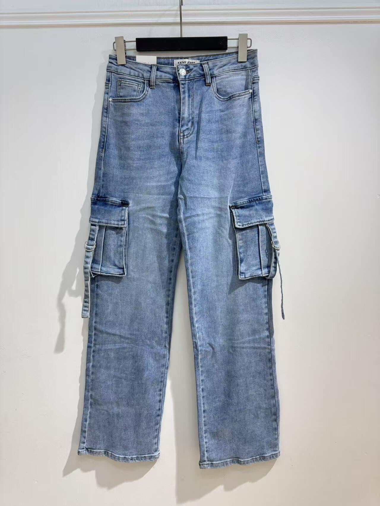 Grossiste Kathy Jeans - Pantalon cargo en jean délavé