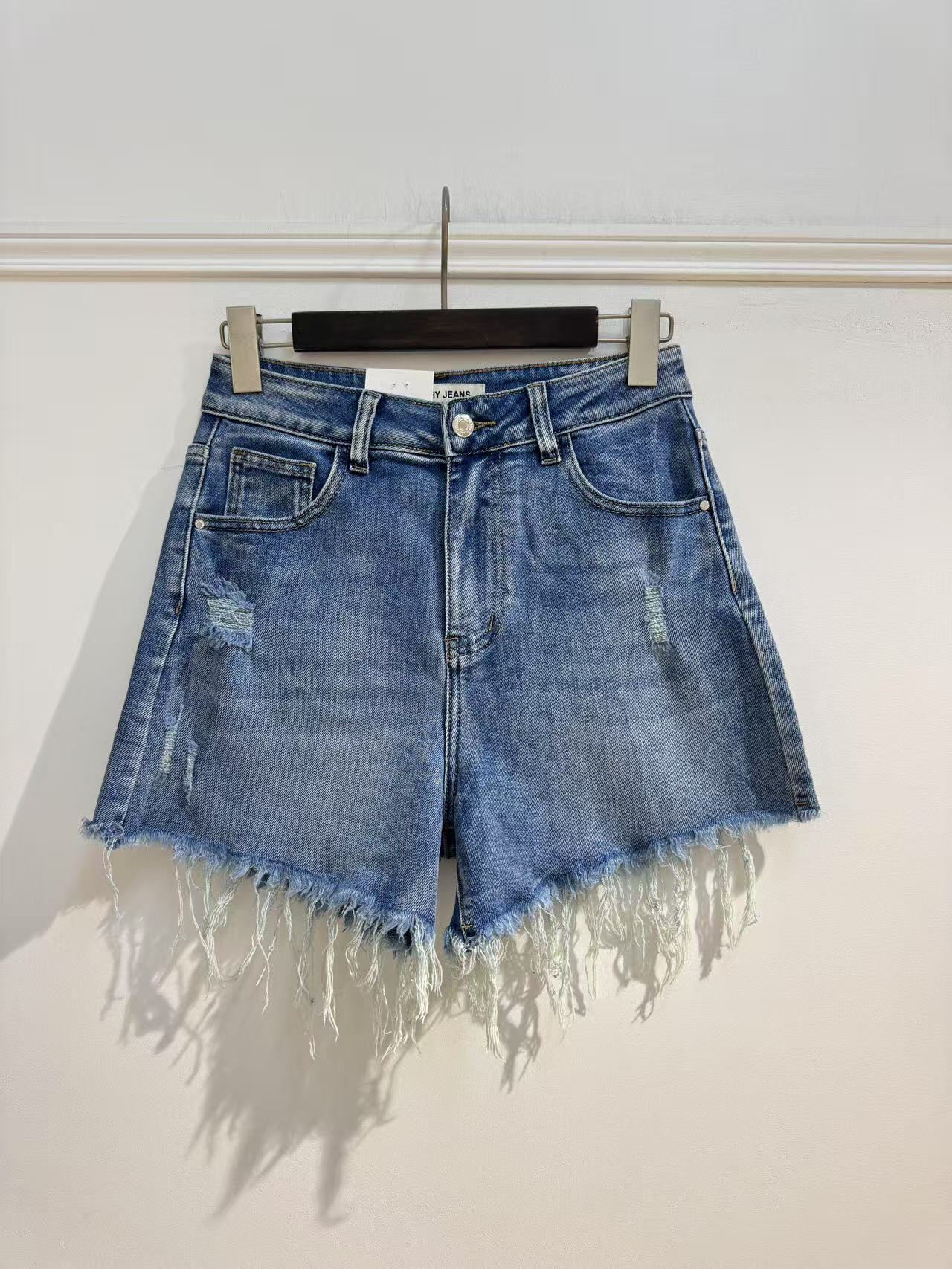 Grossiste Kathy Jeans - Short en jean strech déchiré