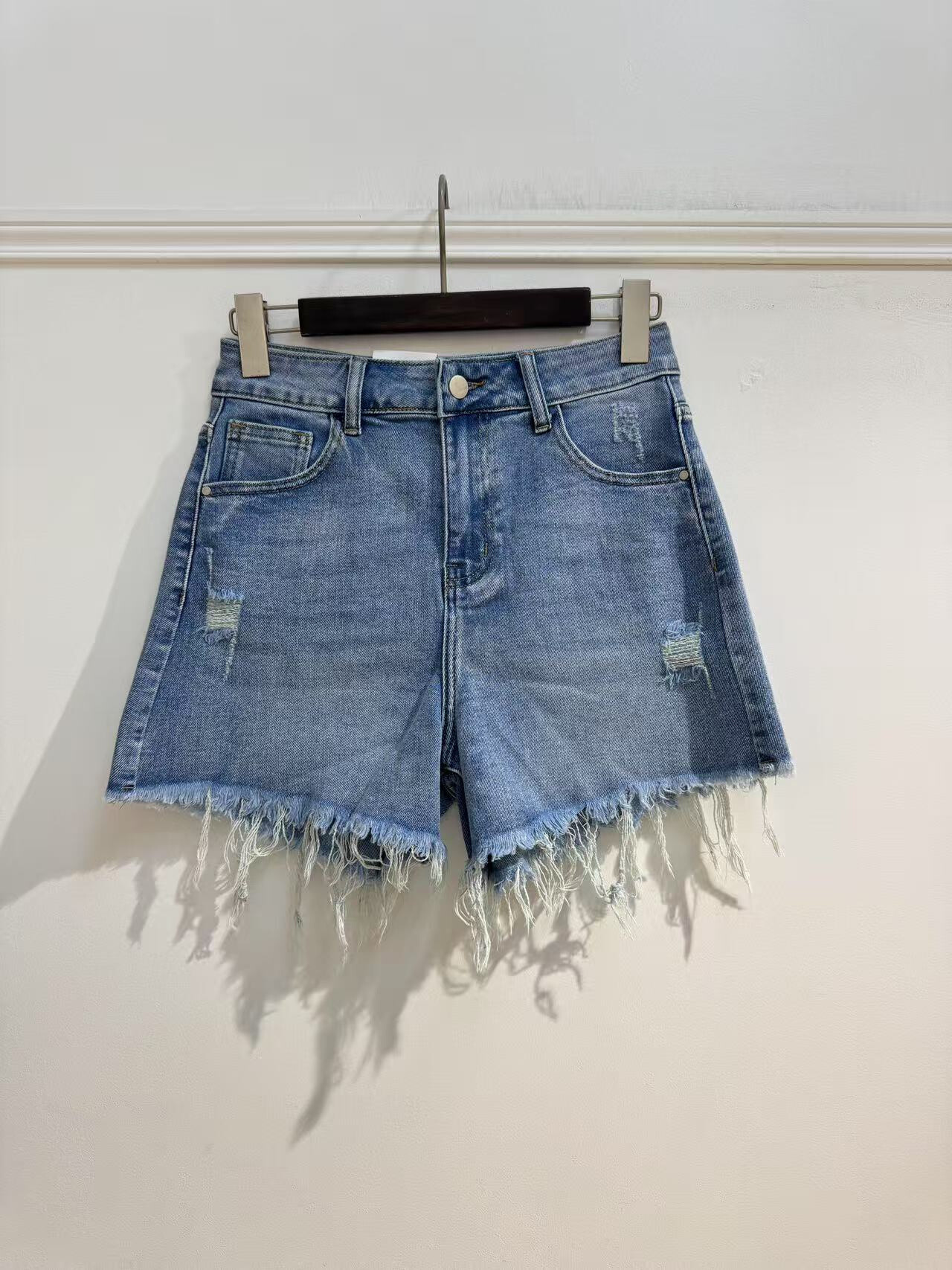 Grossiste Kathy Jeans - Short en jean strech déchiré