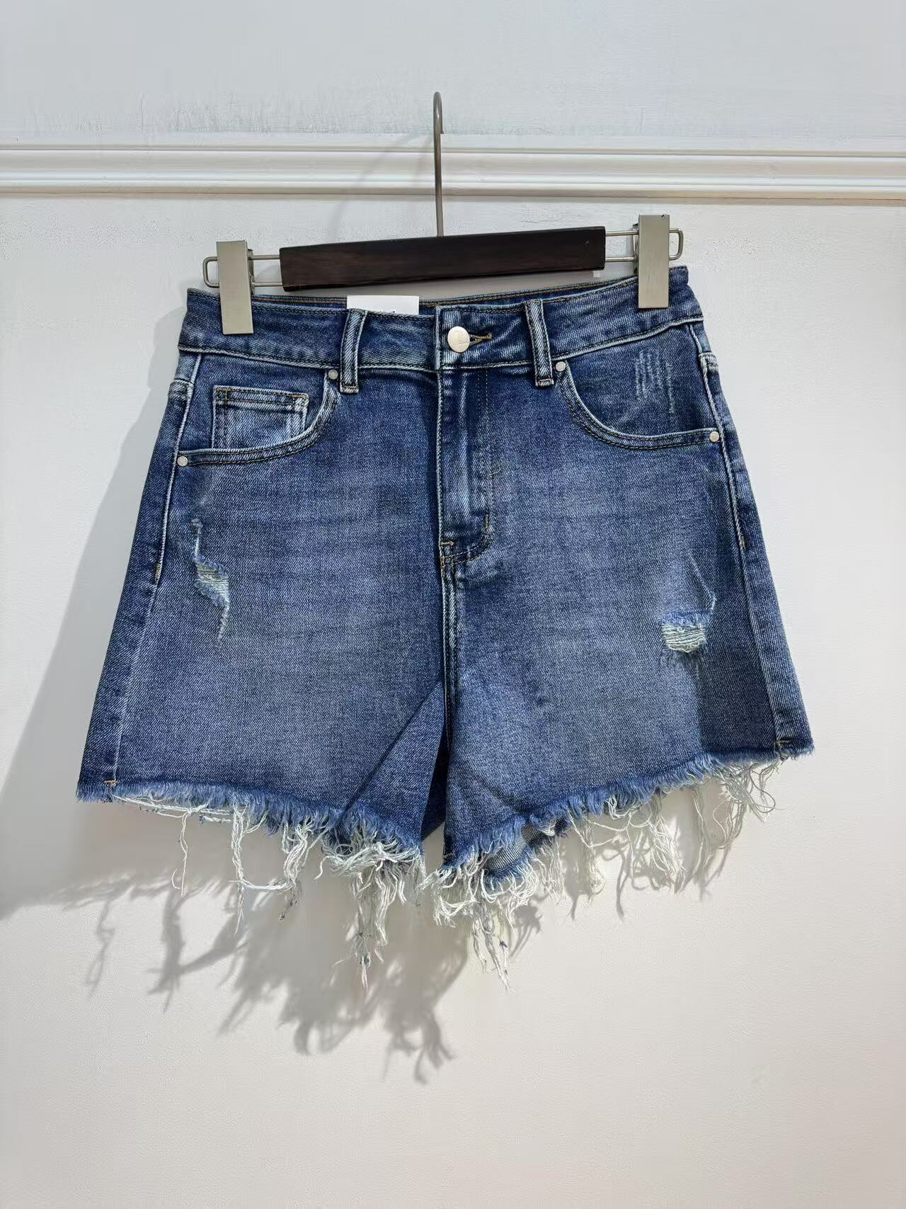 Grossiste Kathy Jeans - Short en jean strech déchiré
