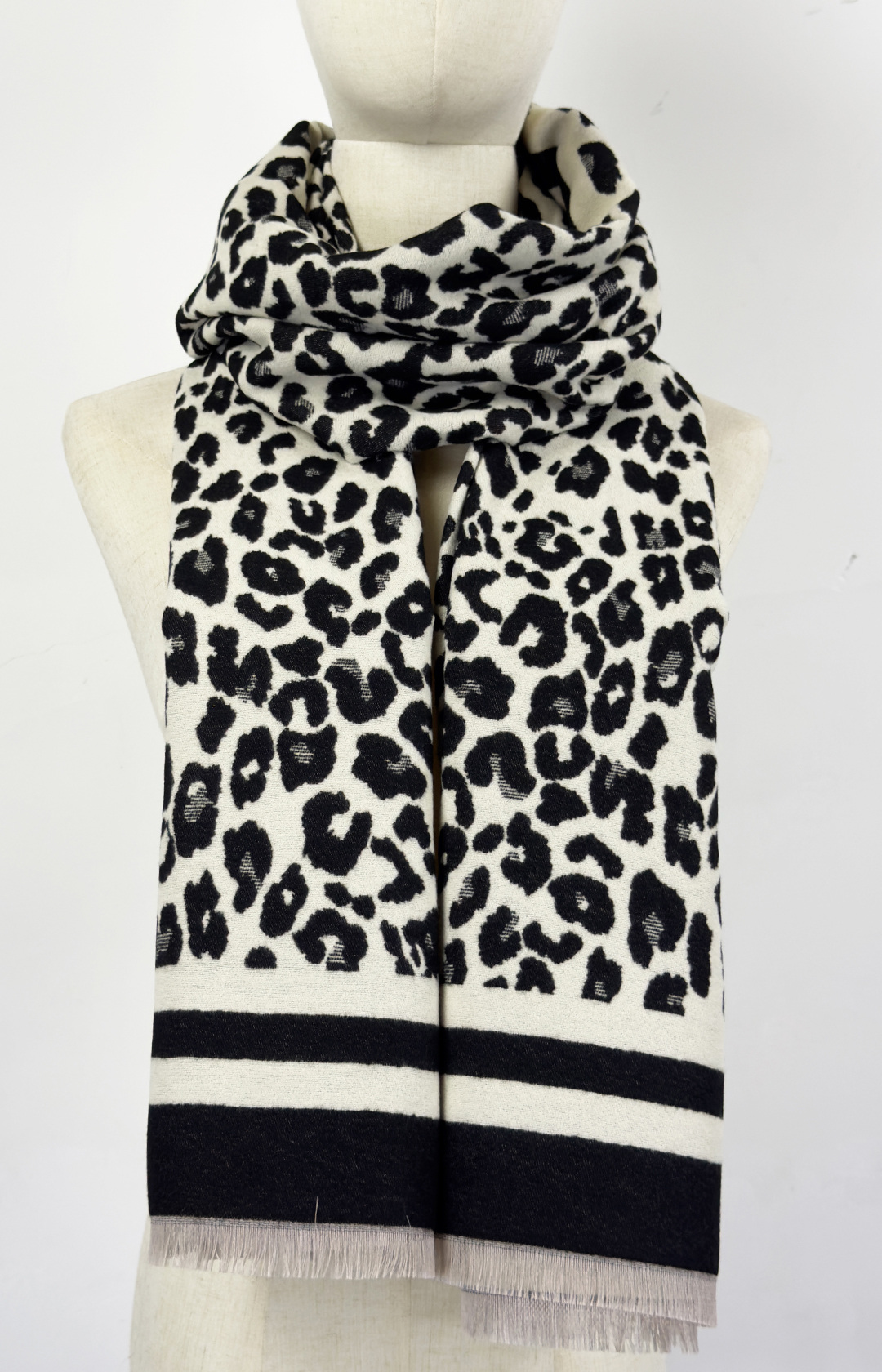 Großhändler KATIER - Leopard, Winter