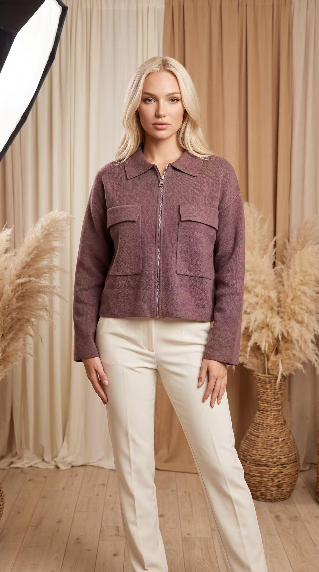Grossiste KAYLLA - Veste Zippée en Maille à Poches