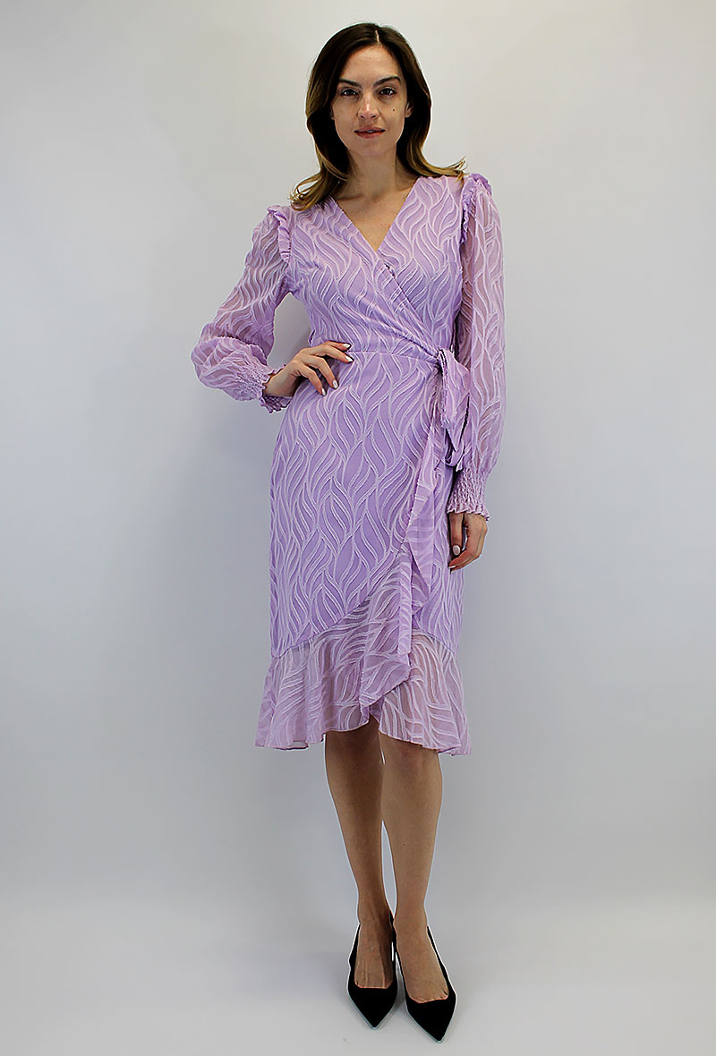 Wholesaler Kichic - Embossed fabric wrap dress