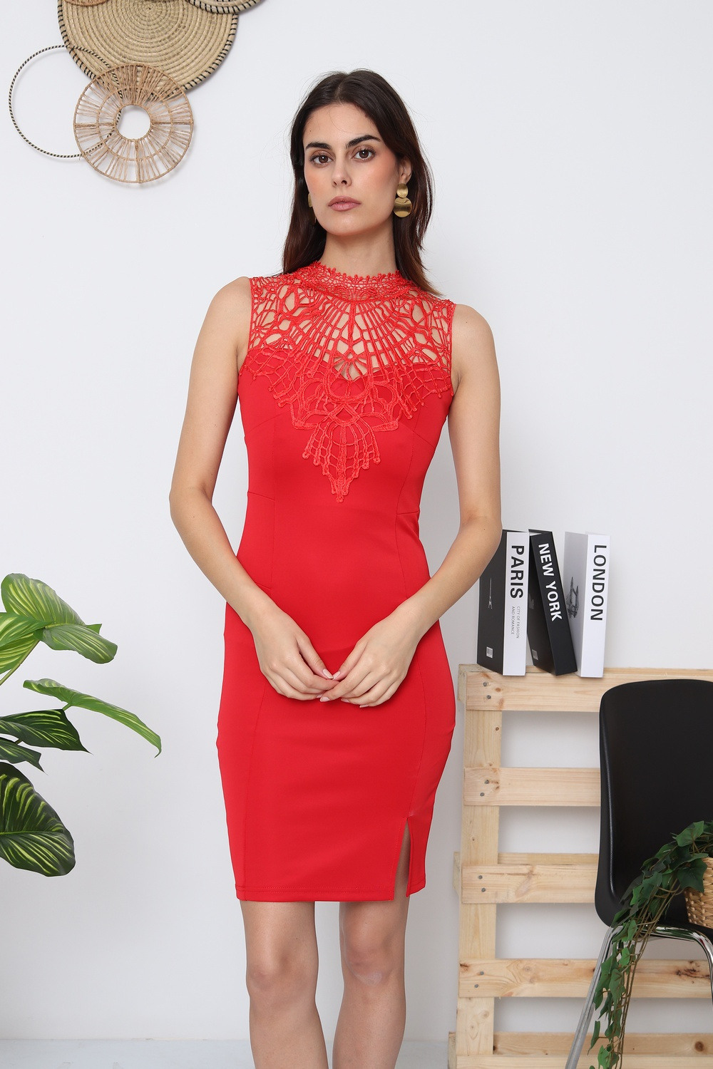 Mayorista Kichic - Vestido con cuello de encaje y lazo.