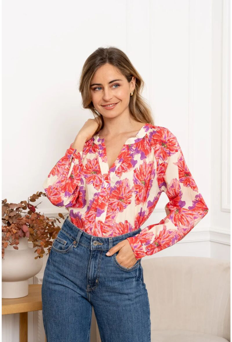 Light 100% cotton shirt, perfect for spring/summer, made in China - Perfect for a fresh and feminine style.